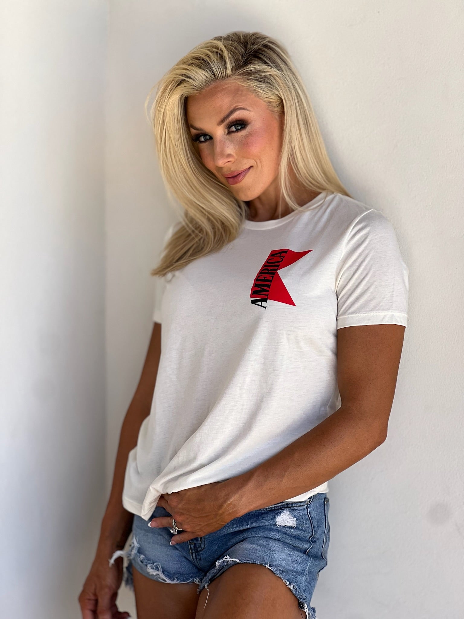RELAXED TEE: AMERICA COWGIRL