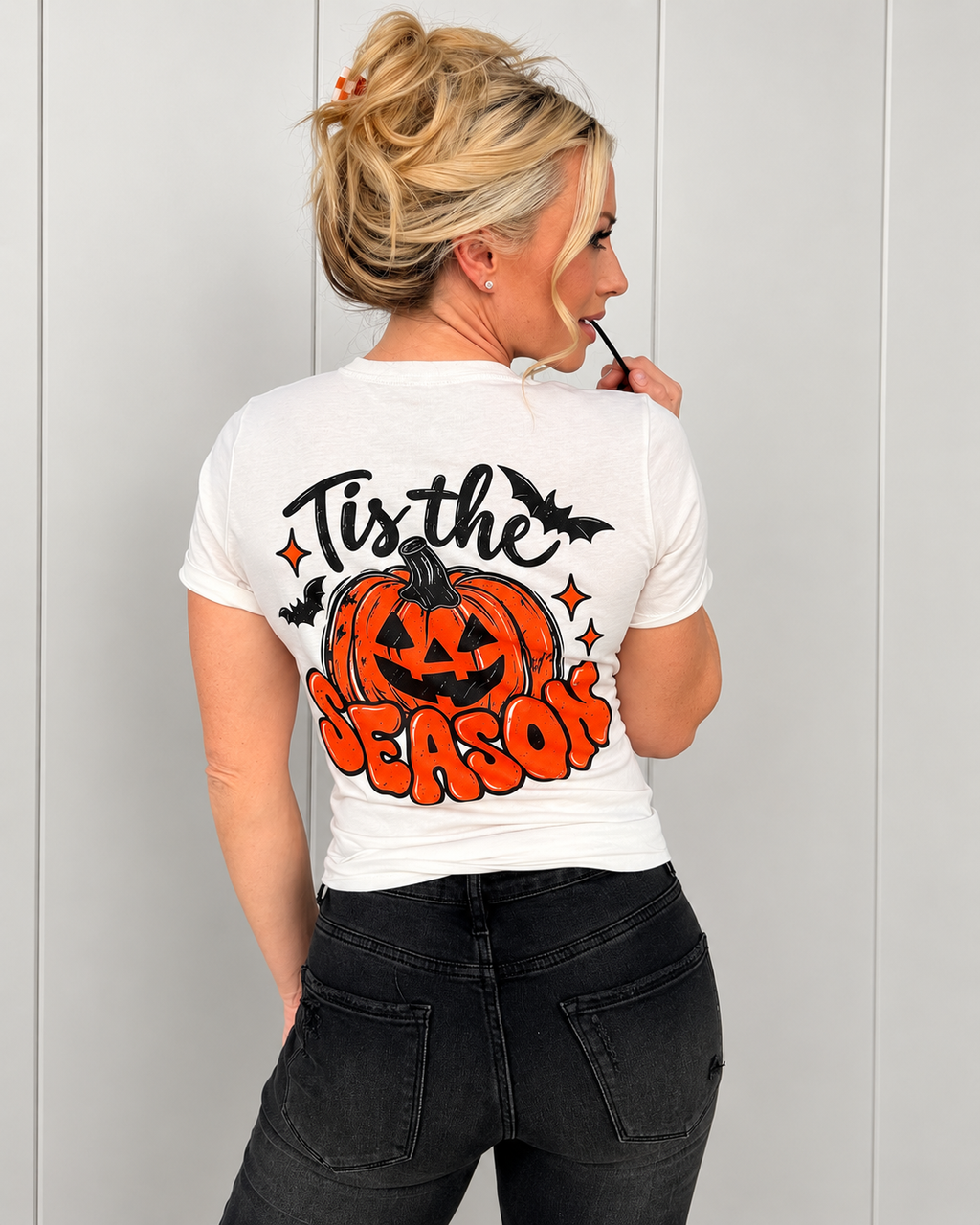 WOMENS RELAXED TEE: TIS THE SEASON